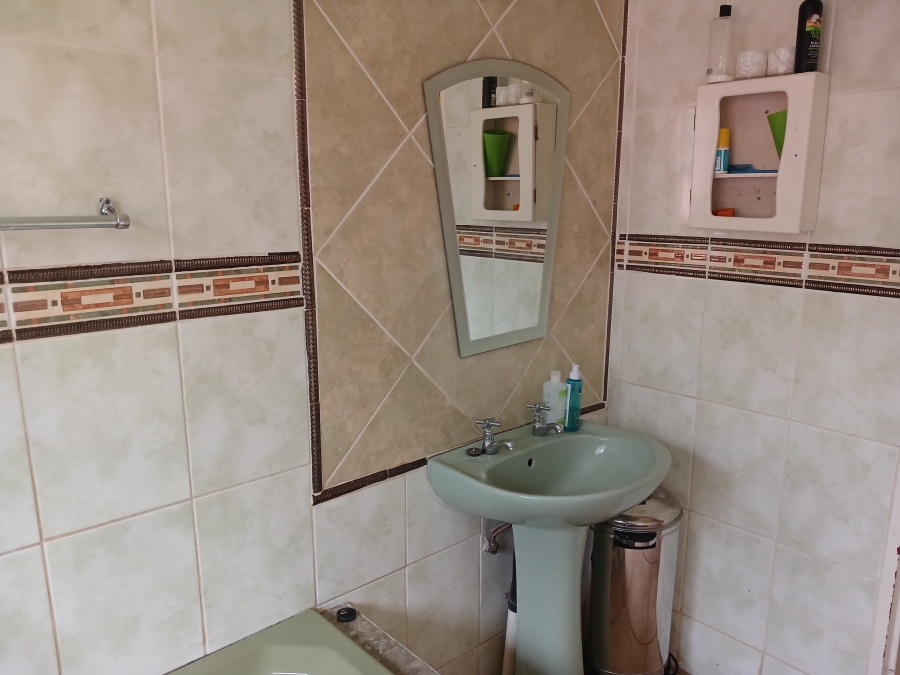 3 Bedroom Property for Sale in Tlhabane West North West